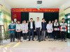 Bàn giao máy tính bảng theo Chương trình "Sóng và máy tính cho em" cho học sinh diện chính sách Đợt 2
